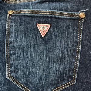 Guess curvy Fit blue jeans